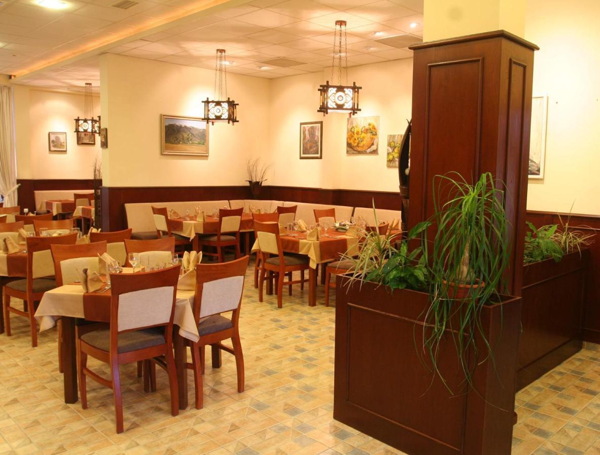 גולדן סנדס Joya Park Apartments מראה חיצוני תמונה